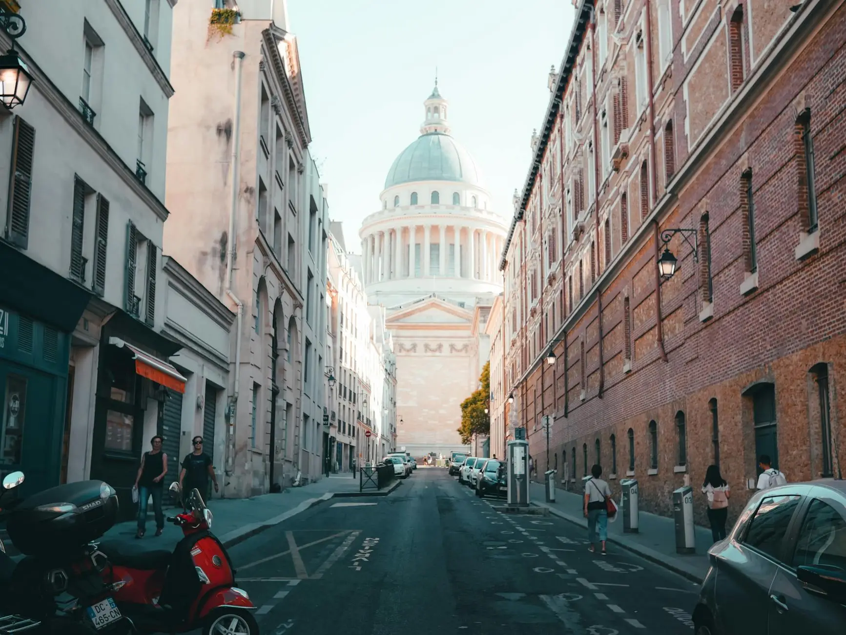 road in paris leading to the pantheon